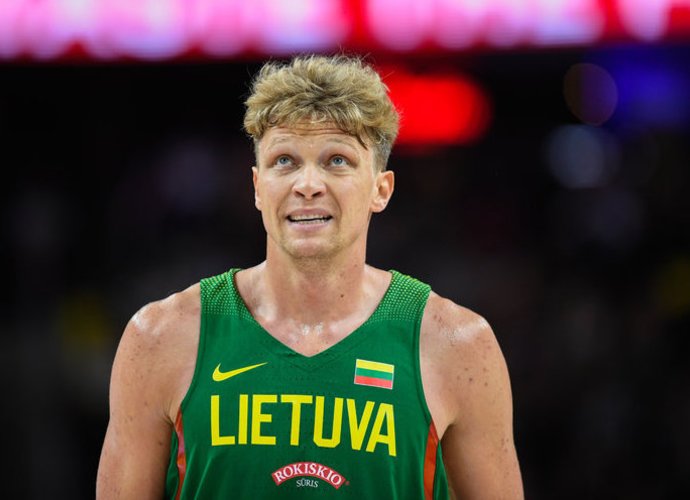 M.Kuzminskas neskubėjo pernelyg džiaugtis triuškinama pergale (Fotodiena.lt)