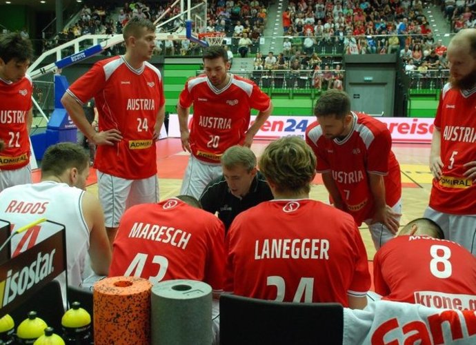 K.Kemzūros komanda peržengė pirmąjį barjerą