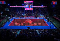 Lemiamos kovos vyks ant LED stiklinių grindų (FIBA nuotr.)