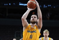 S.Michailiukas buvo sunkiai sulaikomas (FIBA nuotr.)