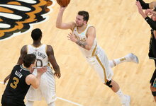 NBA: „Grizzlies“ – „Mavericks“