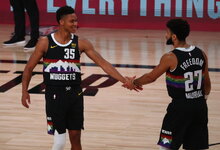 NBA atkrintamosios: „Lakers“ –...