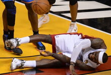NBA finalas (IV), L.Jameso trauma
