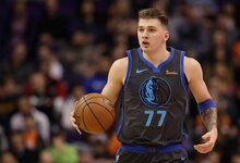NBA: „Suns“ – „Mavericks“