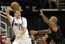 NBA: „Rockets“ – „Mavericks“