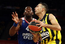„Fenerbahče“ – „Anadolu Efes“