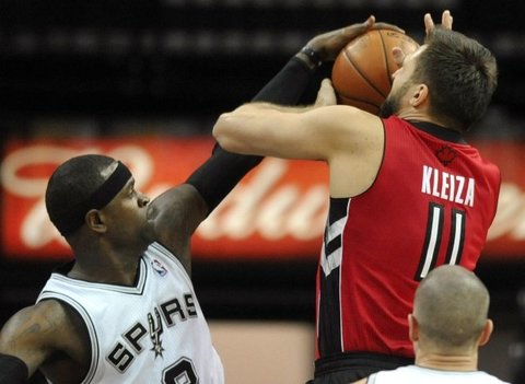 "Raptors" pergalių serija nutrūko San Antonijuje