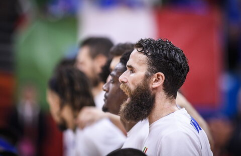 Pasaulio taurė: Italija – Angola