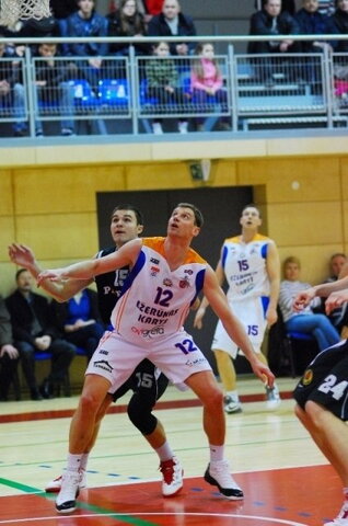Šležo kova po krepšiu su Udru