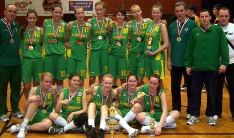 16-metės laimėjo turnyrus Austrijoje ir Estijoje