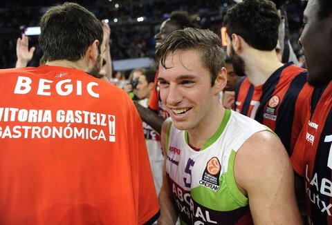 Eurolyga: „Laboral Kutxa“ – „Olympiacos“