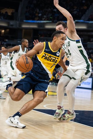 NBA: „Pacers“ – „Bucks“