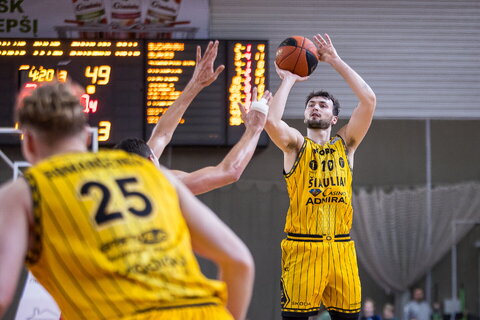 LKL: „Uniclub Bet-Juventus“ – „Šiauliai-Casino Admiral“