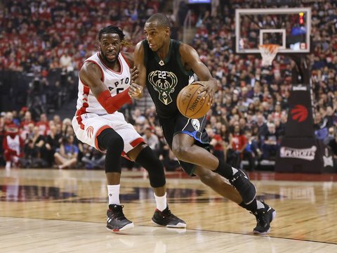 NBA: „Raptors“ – „Bucks“