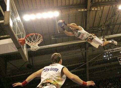 "CRAZY DUNKERS" - Skraidantys mažyliai (BBL All Star)