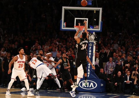 NBA: „Knicks“ – „Bucks“