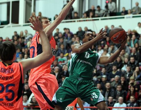 "Unics" - "Regal Barcelona"