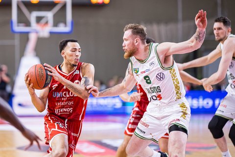LKL: „Uniclub Bet-Juventus“ – „Žalgiris“