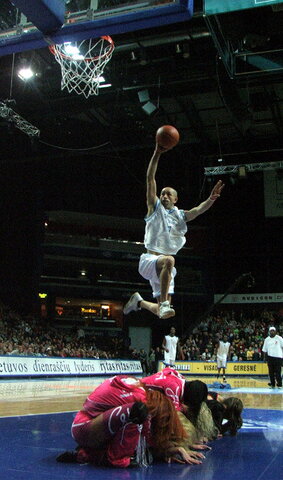 SLAM NATION pasirodymas 2006.02.25