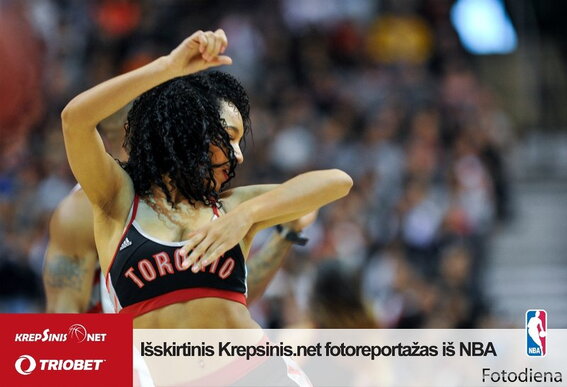 „Raptors“ šokėjos