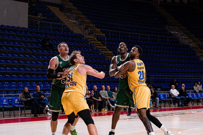 Ulanovas, Jokubaitis, Dunstonas
