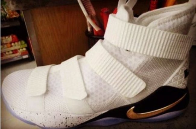 Lebrono bateliai