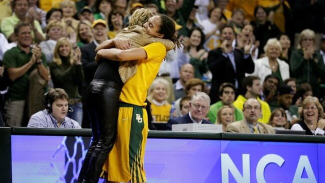 Griner džiaugsmas po įspūdingų rungytnių (AFP-Scanpix)