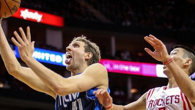 D.Nowitzkis toliau kyla į viršų rezultatyviausių NBA lygos žaidėjų sąraše (Scanpix)