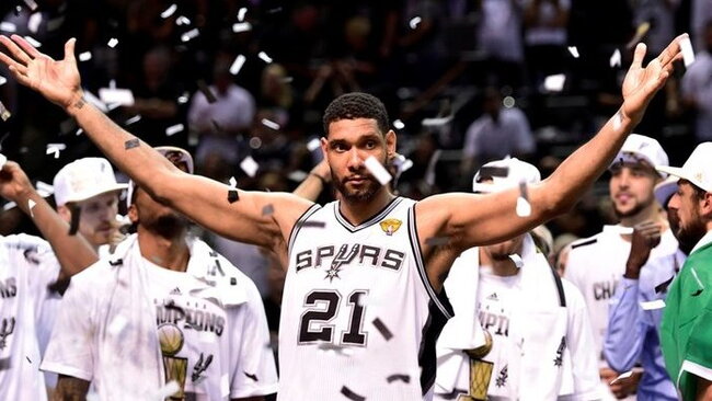 T.Duncanas yra ne tik „Spurs“, bet ir NBA legenda (Scanpix nuotr.)