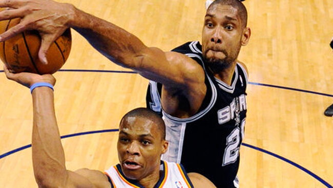 „Spurs“ veteranas žaidė itin įvairiapusiškai (Scanpix)