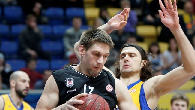 G.Vidmaras vasarą grįš į „Fenerbahce Ulker“ klubą (Scanpix)