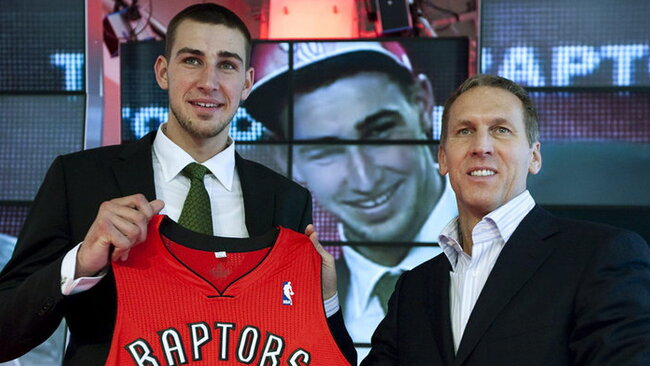B.Colangelo svariai prisidėjo, jog į NBA atvyktų J.Valančiūnas (Scanpix)