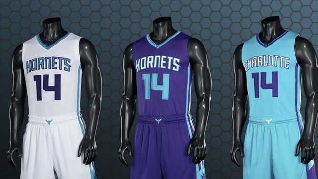 „Hornets“ pristatė naujuosius komandos marškinėlius (Scanpix nuotr.)