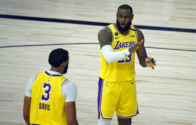 „Lakers“ žvaigždės savo statuso nepateisino (Scanpix nuotr.)