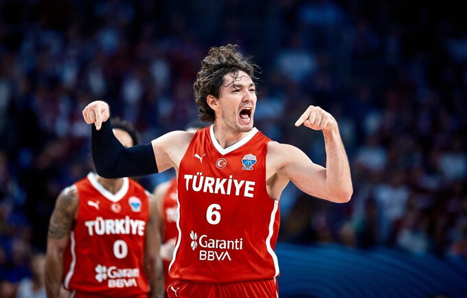 C.Osmanas skriaudė latvius (FIBA nuotr.)