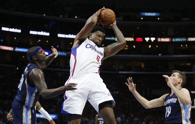 Ar D.Jordanas šiuo metu geriausias vidurio puolėjas NBA? (Scanpix)