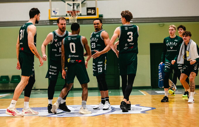 S.Reiley vedamas „Perlas“ triumfavo Jurbarke
