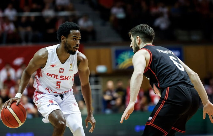 J.Hardingas dominavo (FIBA nuotr.)