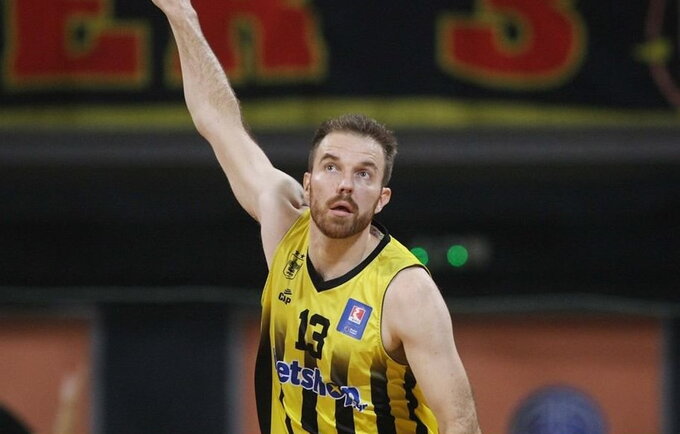 M.Gecevičius pelnė 4 taškus