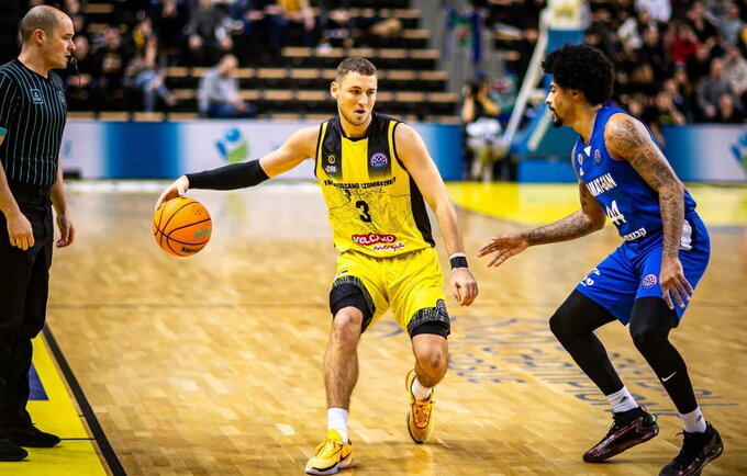 M.Pongo pataikė fantastišką metimą (FIBA Europe nuotr.)