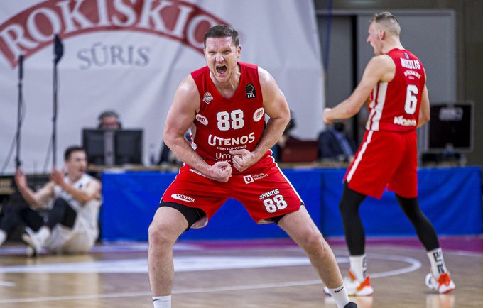 V.Šulskis lieka Utenoje (BNS nuotr.)