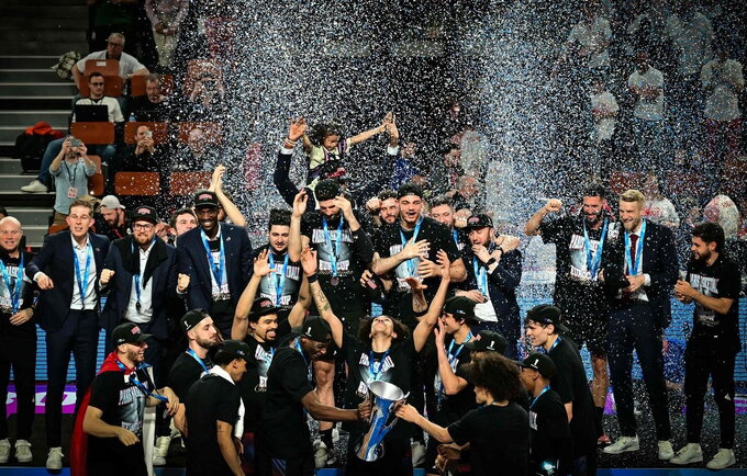 Paryžiaus klubas triumfuoja (Scanpix nuotr.)