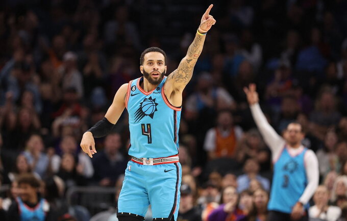 D.Washingtonas sužaidė „Hornets“ gretose (Scanpix nuotr.)