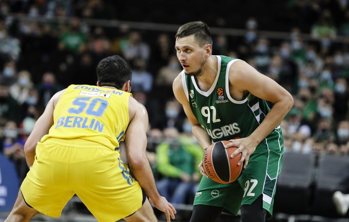 „Penktas kėlinys“: tikėjimas E.Ulanovu, svyruojančios LKL trenerių kėdės ir kito sezono „Žalgiris“