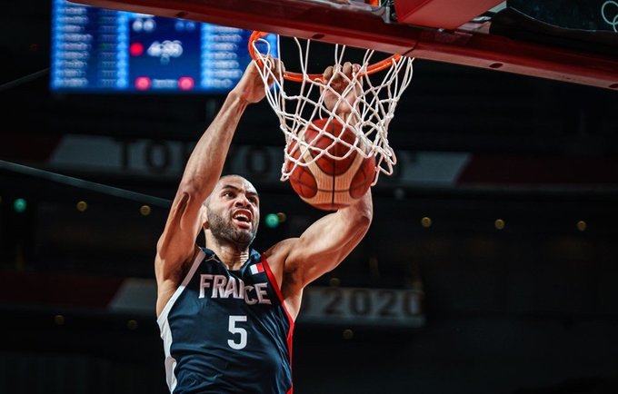 N.Batumas nepadės prancūzams (FIBA nuotr.)