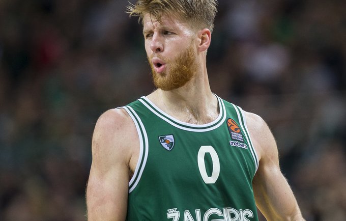 Th.Walkupas gyrė komandos draugą (BNS nuotr.)