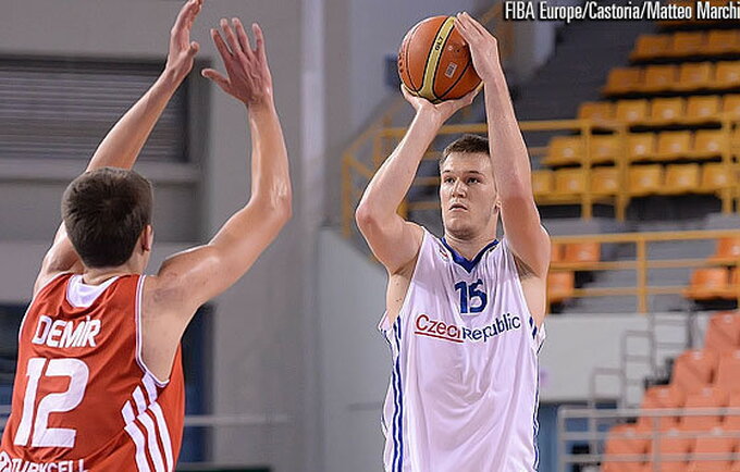M.Peterka papildė Italijos čempionų gretas (FIBA Europe)