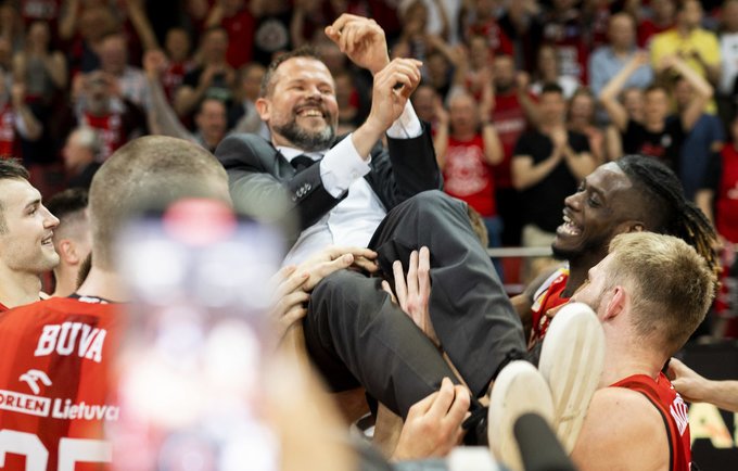 G.Žibėnas: norėjome būti alkani ir kuklūs, bet dabar turime būti ištroškę gėrimų bei nekuklūs, nes esame čempionai