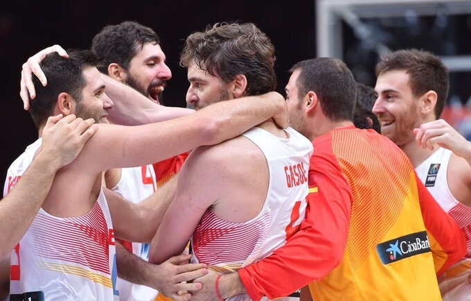 Ispanijos rinktinė triumfavo pusfinalio mače (Scanpix nuotr.)