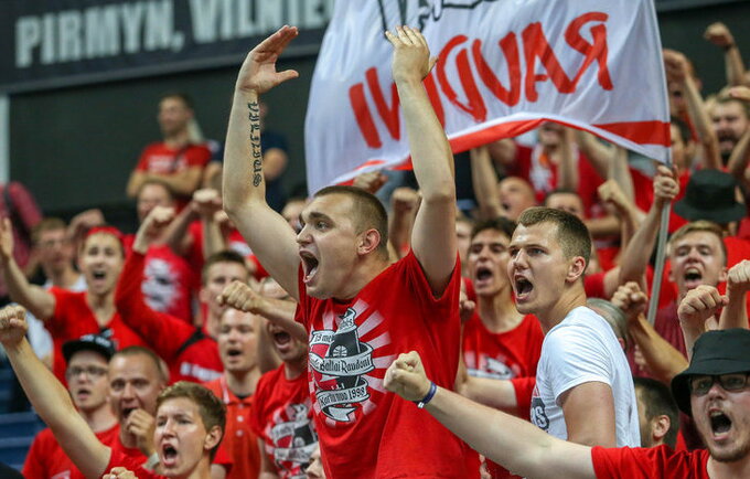 „Lietuvos rytas“ už sirgalių elgesį turės susimokėti 3 tūkst. eurų (Josvydas Elinskas, Fotodiena.lt)